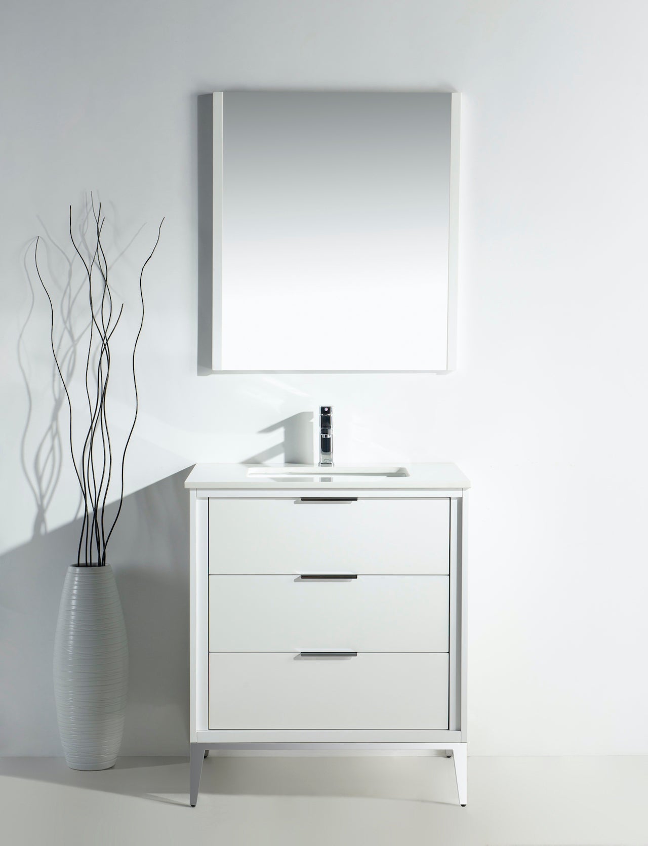 Divani 30″ Gloss White Vanity W/ Quartz Counter Top