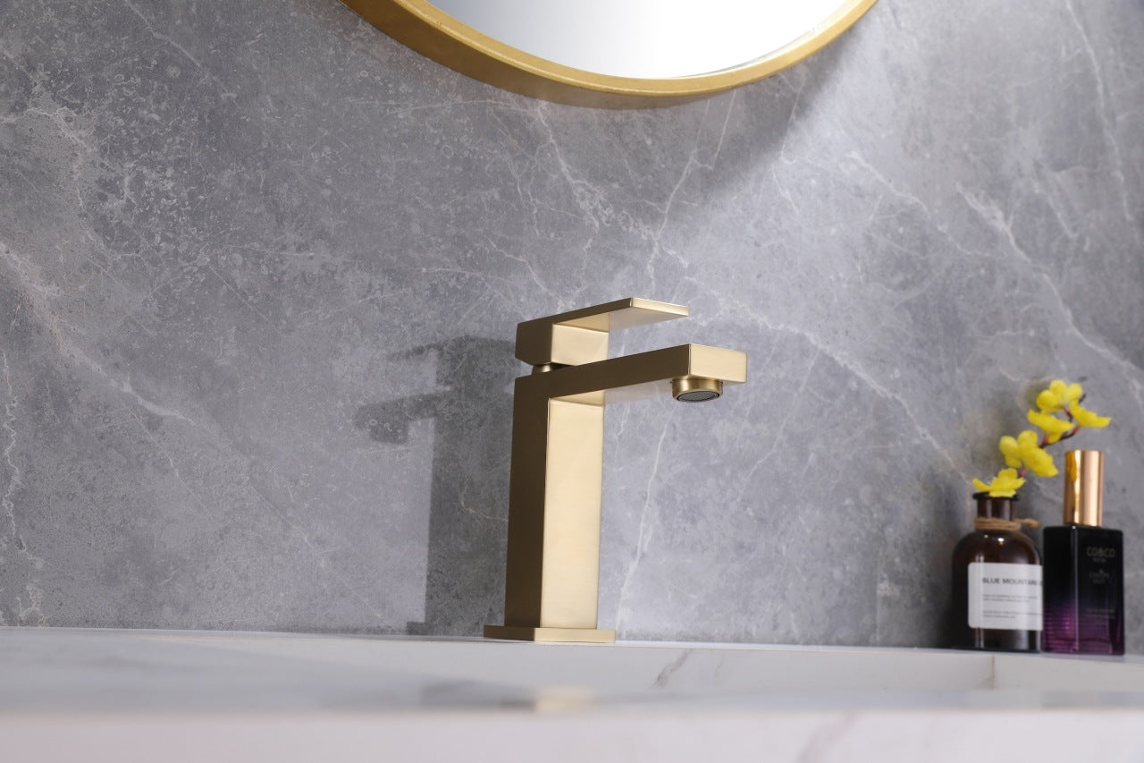 Aqua Kubo Single Lever Bathroom Vanity Faucet – Gold