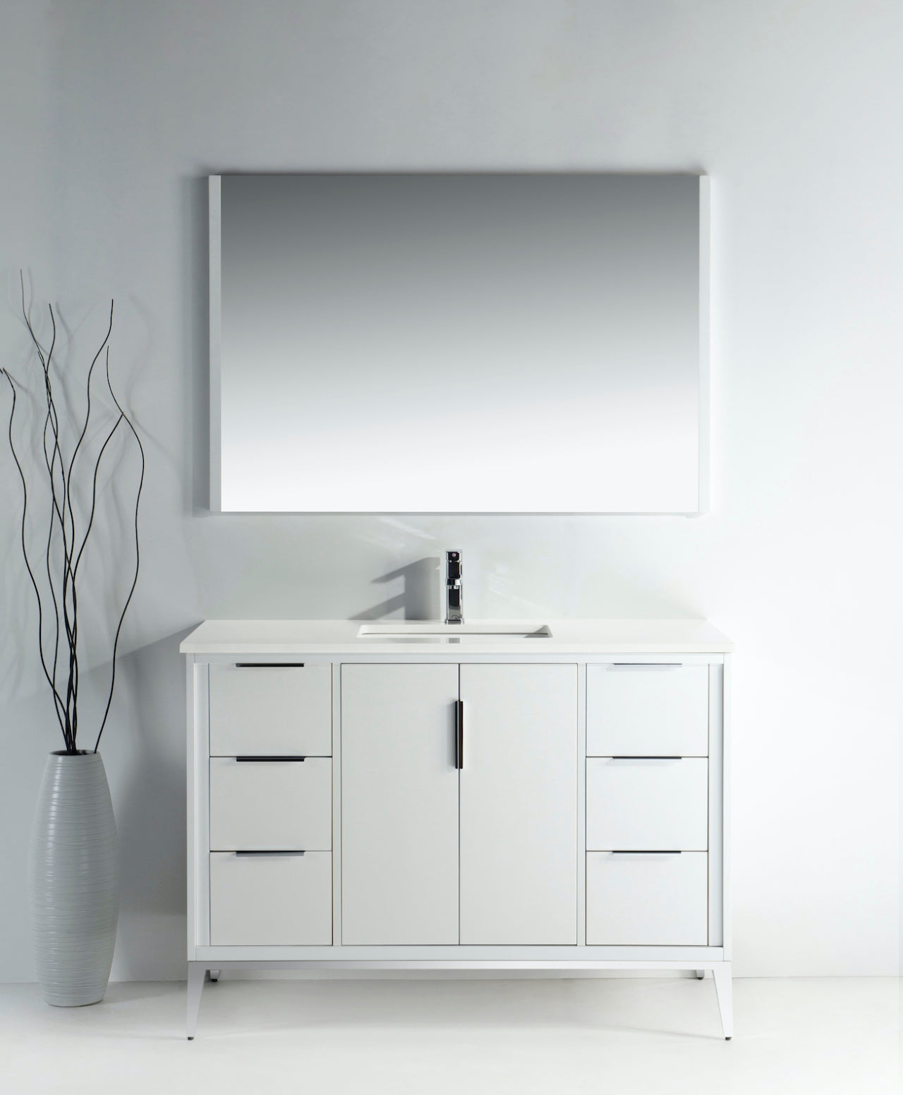 Divani 48″ Gloss White Vanity W/ Quartz Counter Top